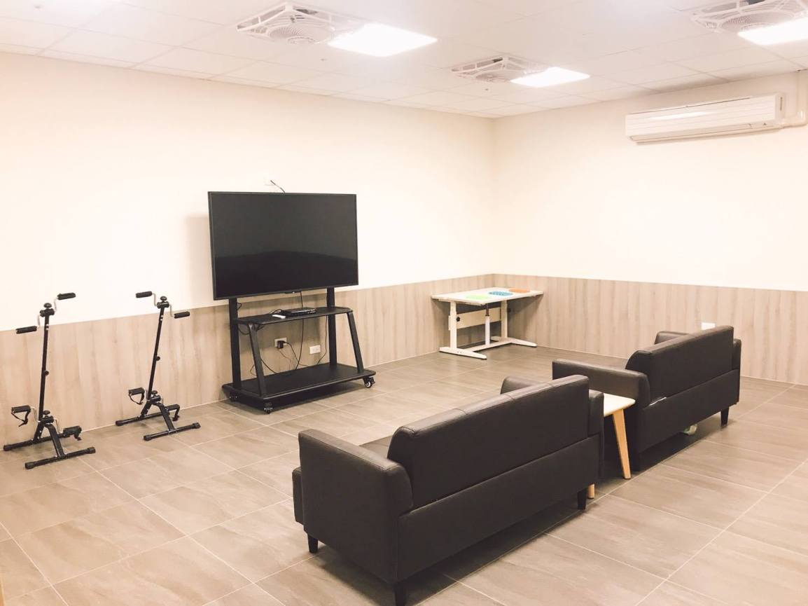 36688551_646761255679688_5338239638454665216_o